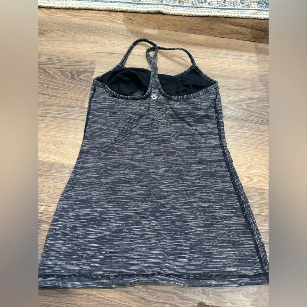 Lululemon - Six Piece Tank Bundle
